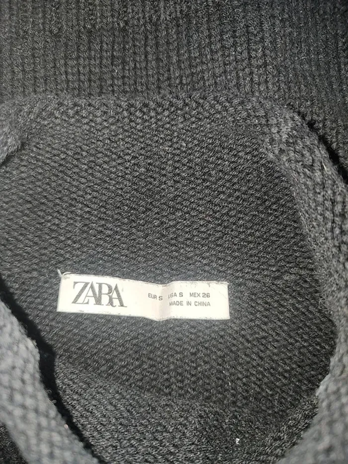 Sweat Zara noir Taille S. L'incontournable mode à prix mini ! - photo numéro 5