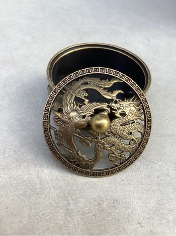 Brûle encens pot zen en métal avec couvercle amovible orné de dragon et phœnix