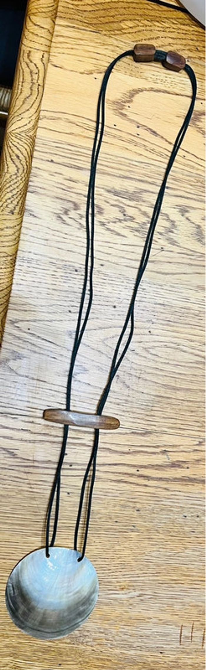Collier nacré long sur corde - photo numéro 3