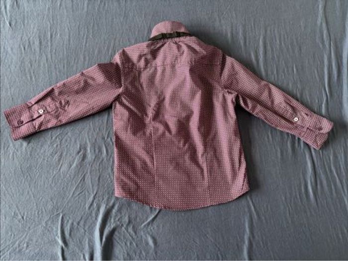 Chemise avec noeud papillon - photo numéro 2
