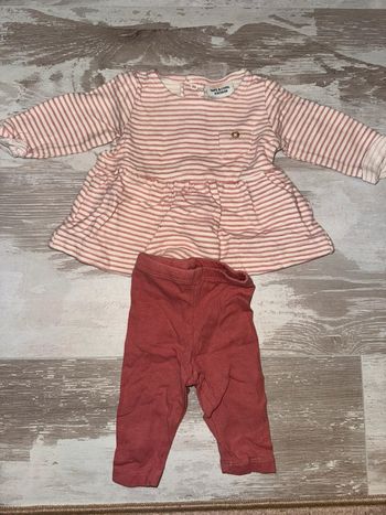 Ensemble tape à l'oeil