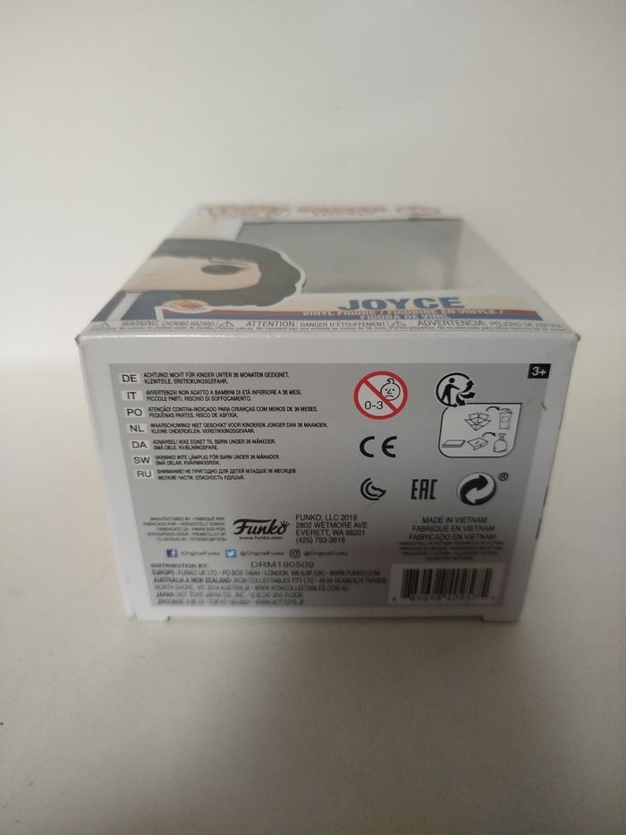 Funko pop Joyce Byers (Stranger things) - Numéro 845 - photo numéro 9