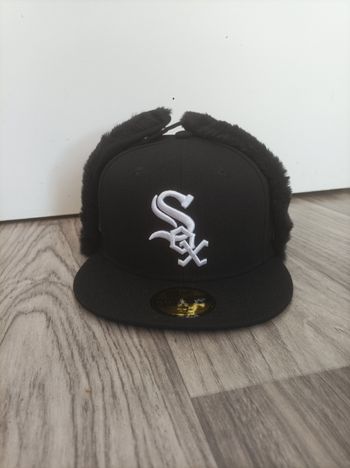 New Era Chicago White Sox 59 Fifty Fitted Dogear Cap 