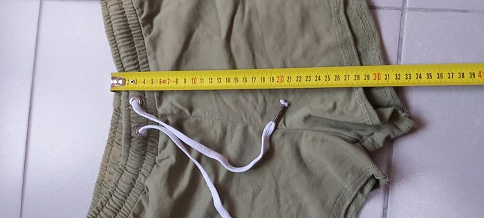 Short M - photo numéro 4