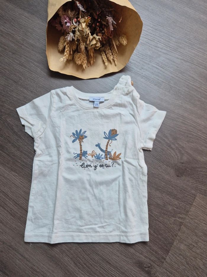 Magnifique t-shirt absorba 9 mois