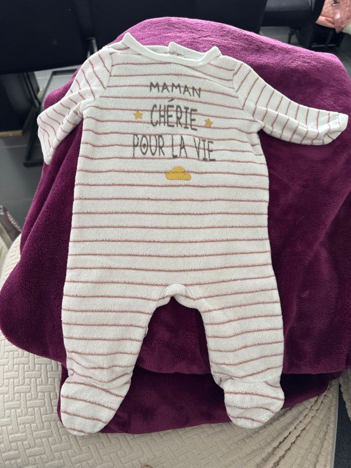 Lot pyjamas - photo numéro 2