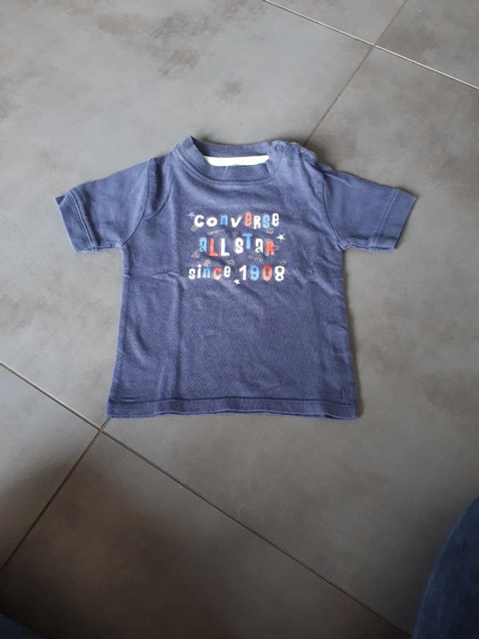 Tee-shirt converse 9 mois