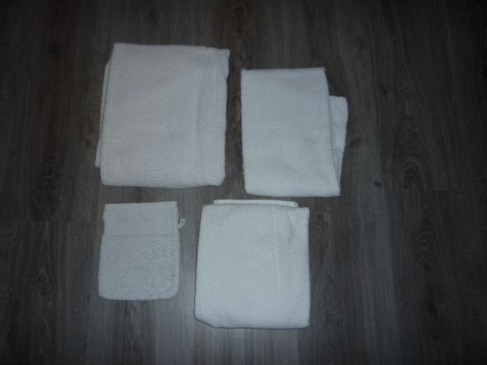 LOT DE 3 SERVIETTES DE TOILETTE BLANCHE "TISSAGES DENANTES" - n°03