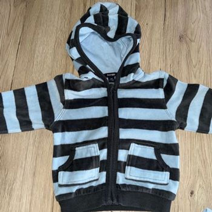 Ensemble 6 mois jogging kiabi - photo numéro 2