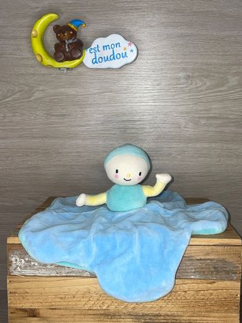 MR391 doudou poupée 👶🏼 dim dam doum