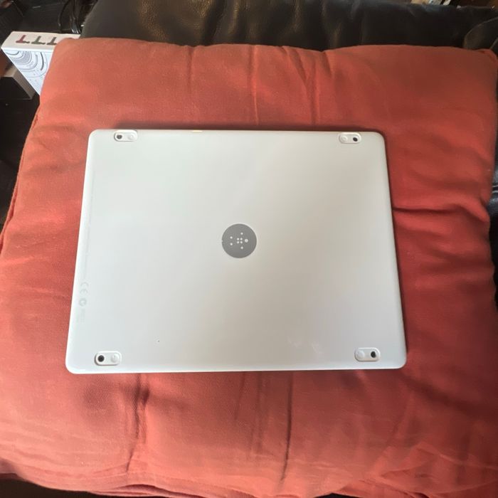 Clavier pour iPad marque belkin Bluetooth - photo numéro 2