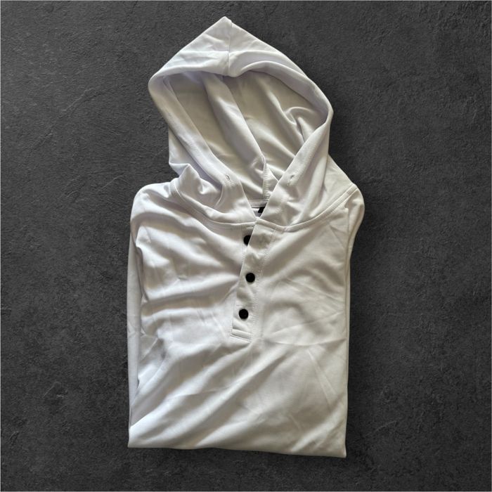 sweat manche courte avec capuche  L