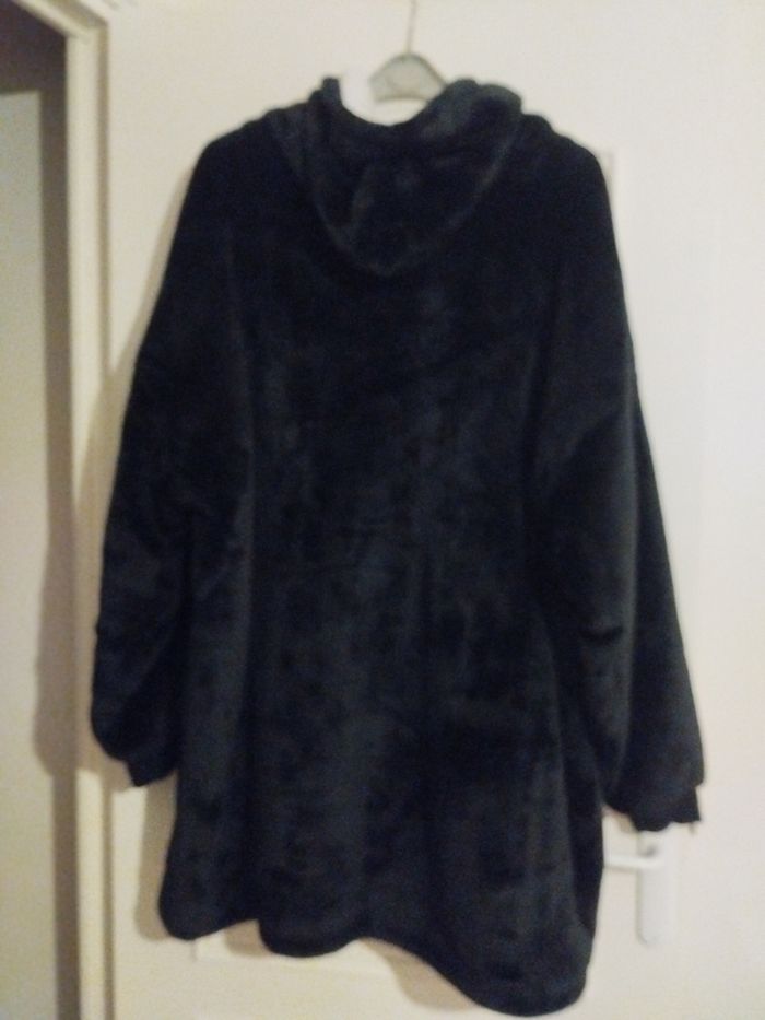 Sweat à capuche d'intérieur - photo numéro 2