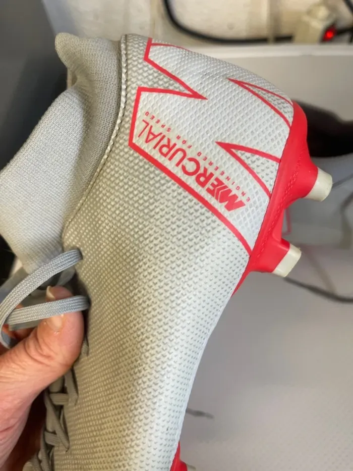 Nike Mercurial taille 42? - photo numéro 4