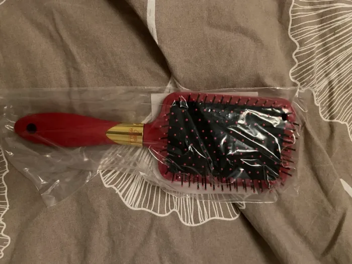 Brosse rouge wella neuf
