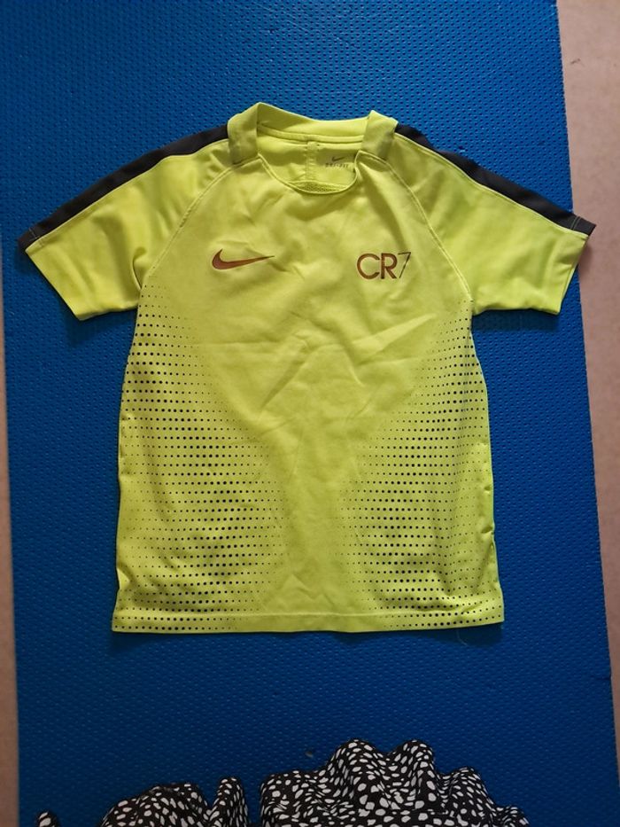 Lot maillot 8ans - photo numéro 5