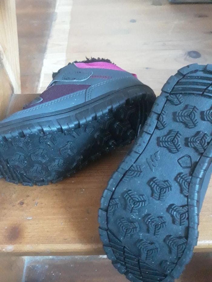 Chaussure chaude imperméable 'Quechua' pointure 28 - photo numéro 3