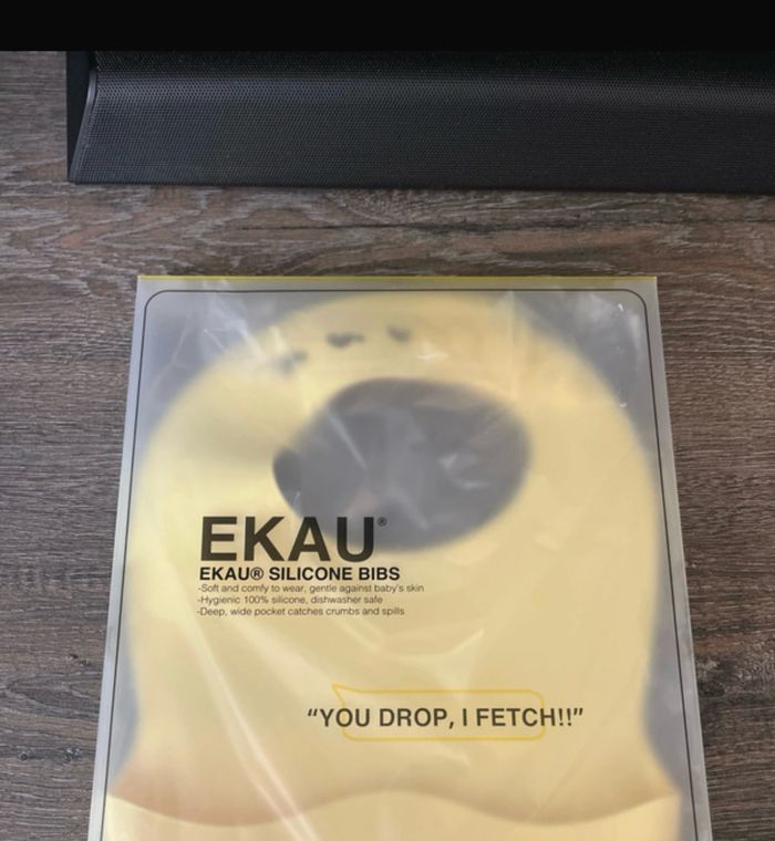 Bavoir silicone neuf jaune - photo numéro 2