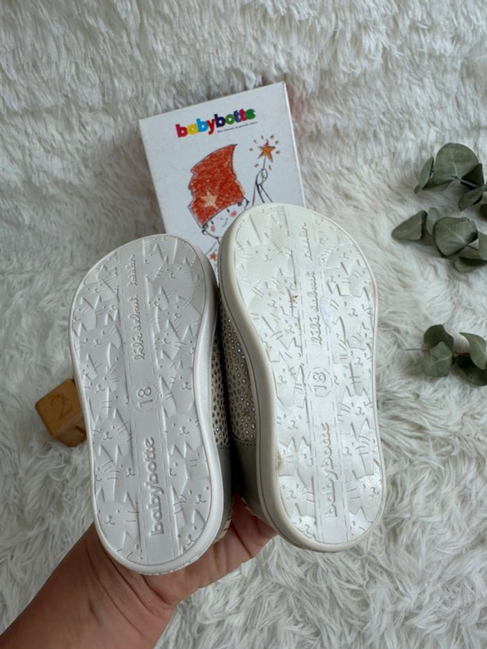 Paire de sandales taupes Babybotte taille 18 - photo numéro 4
