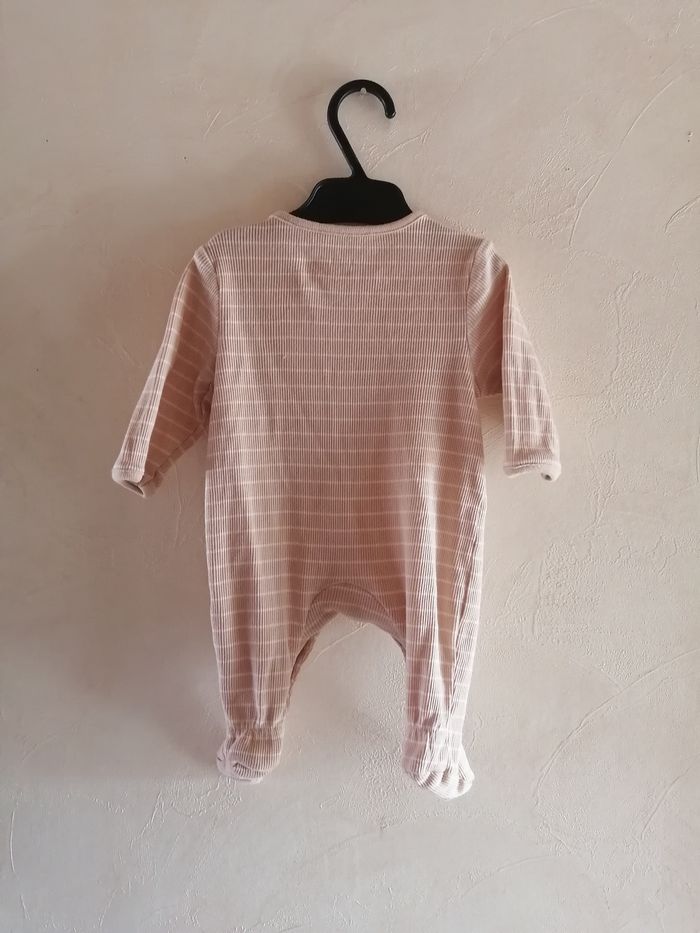 Lot de 2 pyjamas 1 mois de marque kiabi - photo numéro 6