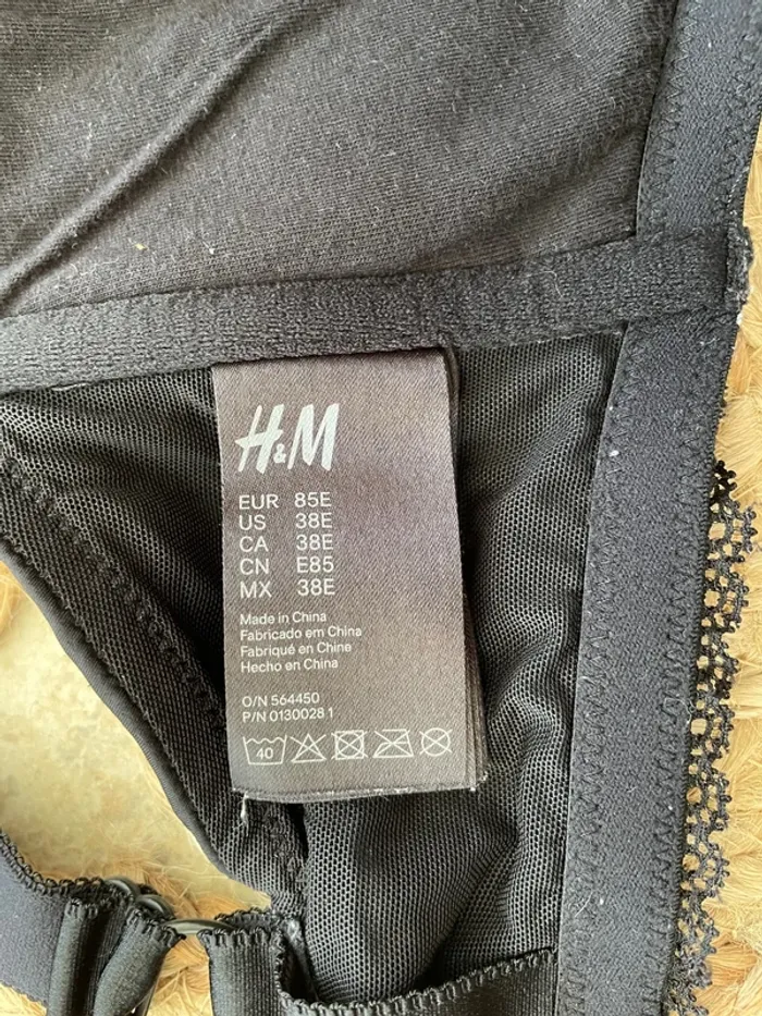 Soutien gorge d’allaitement taille 85E - photo numéro 5