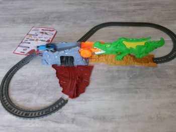 Circuit de train track master Thomas et ses amis Dragon (1)