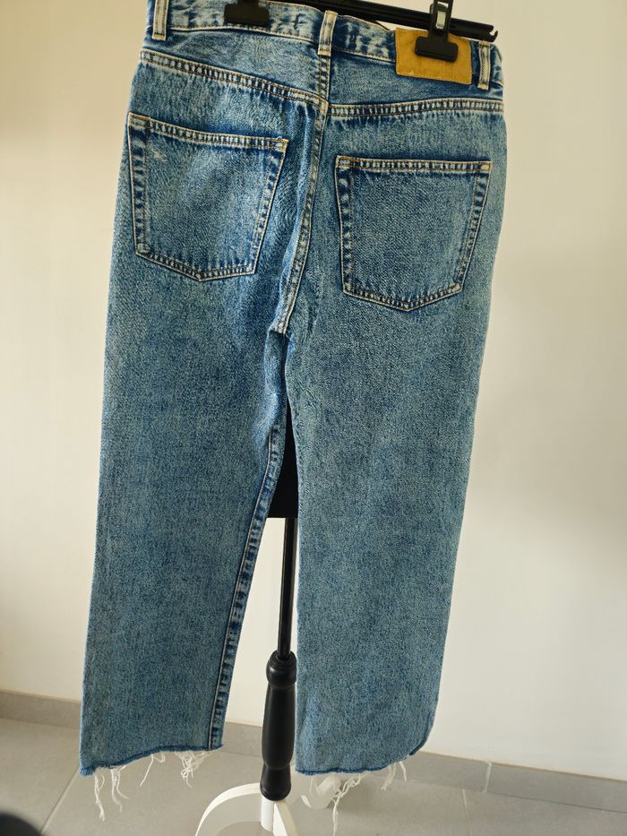 Jean regular - Pull&Bear - Taille 34 - photo numéro 2