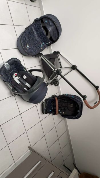 Cybex