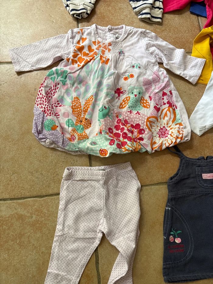 Lot de 11 vêtements Mi saison en 6 mois - photo numéro 5