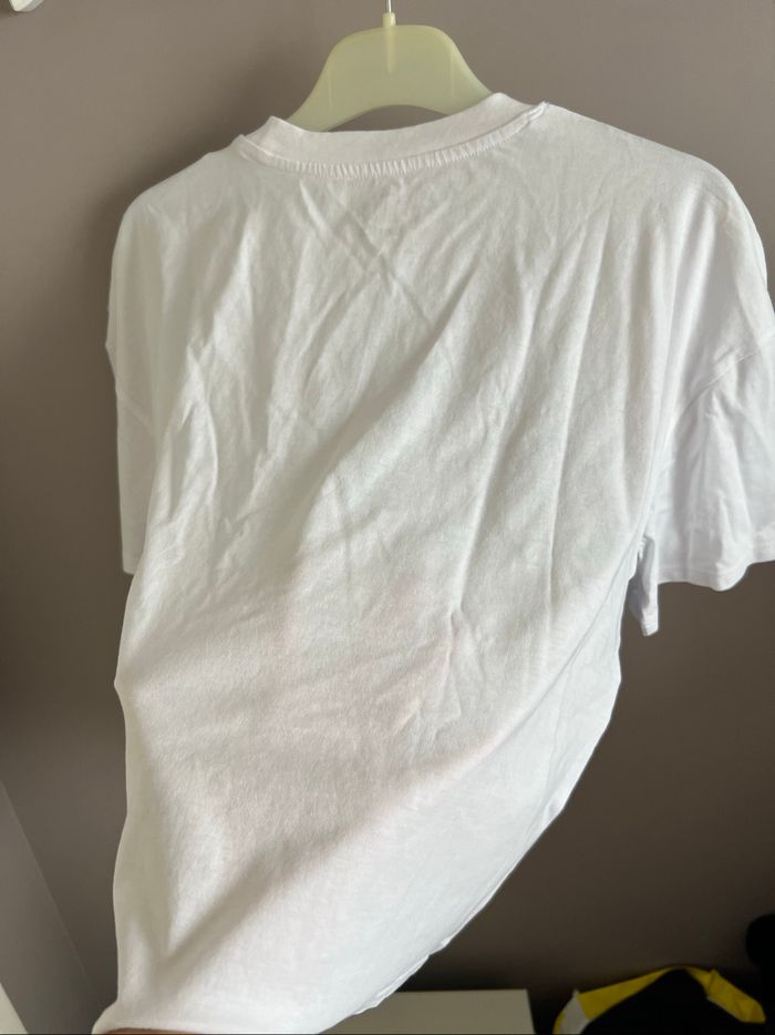 Lot d’un sweat à capuche et d’un t-shirt Élite Netflix - Undiz - photo numéro 7