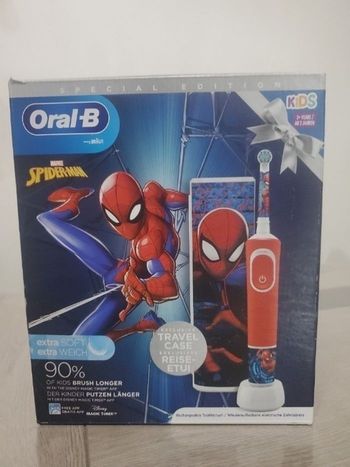 Braun Oral B Spider-Man avec Étui.