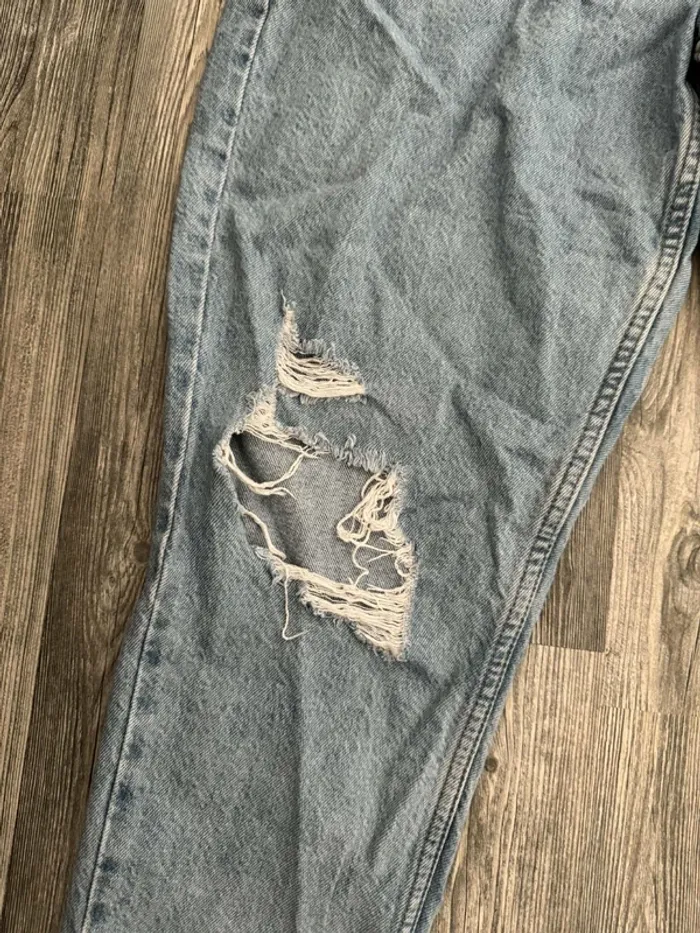 Jean troue Primark T42 - photo numéro 4