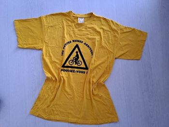 Tee-shirt mixte taille XL Les Petites Reines arrivent ! Poussez vous ! Coupe droite