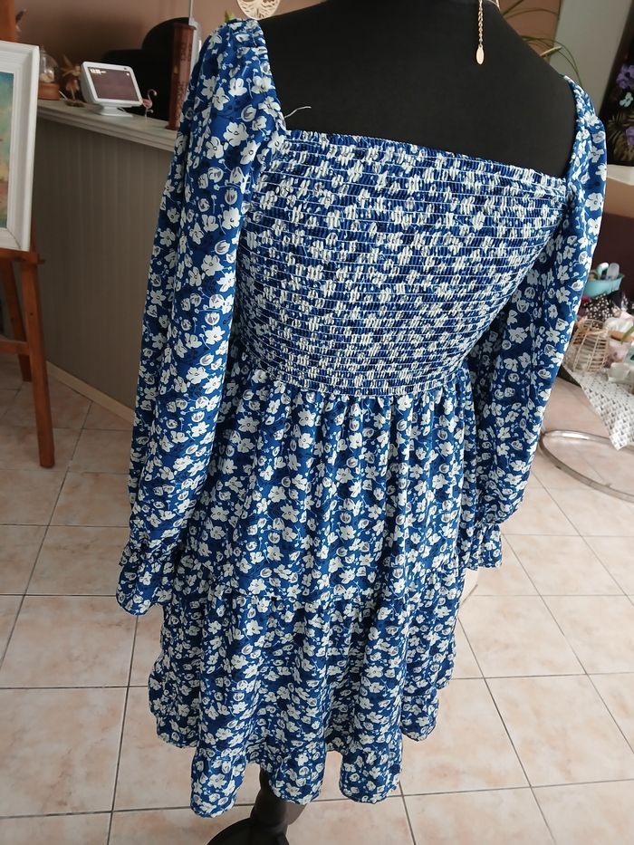 Jolie robe fluide T38. - photo numéro 7