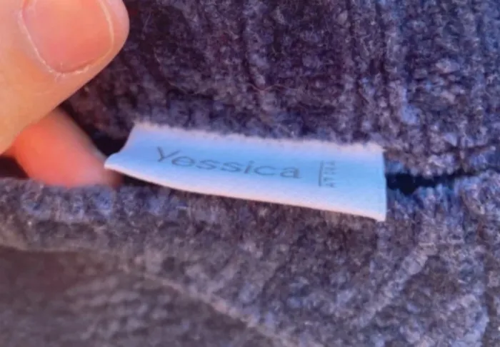 Pull Yessica de chez C&A, en très bon état, taille L. - photo numéro 4