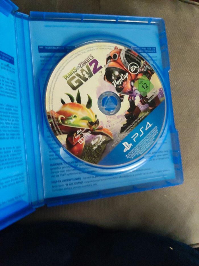 Plants vs zombies ps4 - photo numéro 2