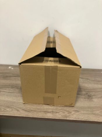 Colis mystère Livre de poche