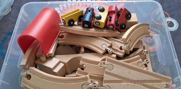 Trains en bois deux jeux - photo numéro 2