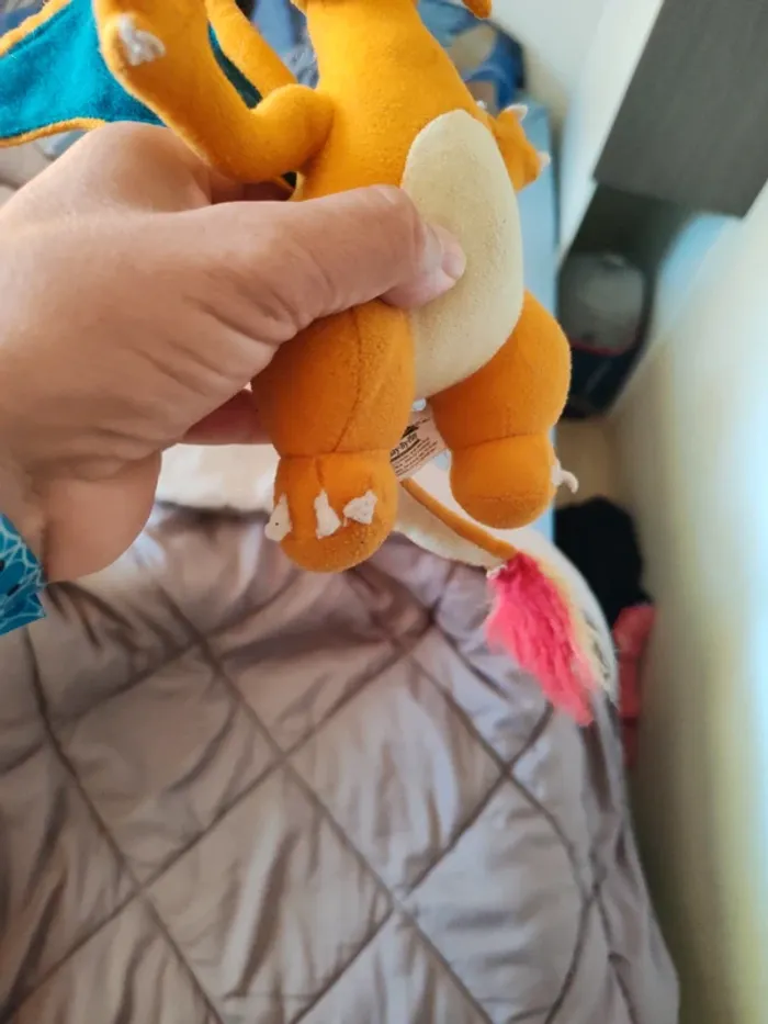 Peluche pokemon dracaufeu - photo numéro 5