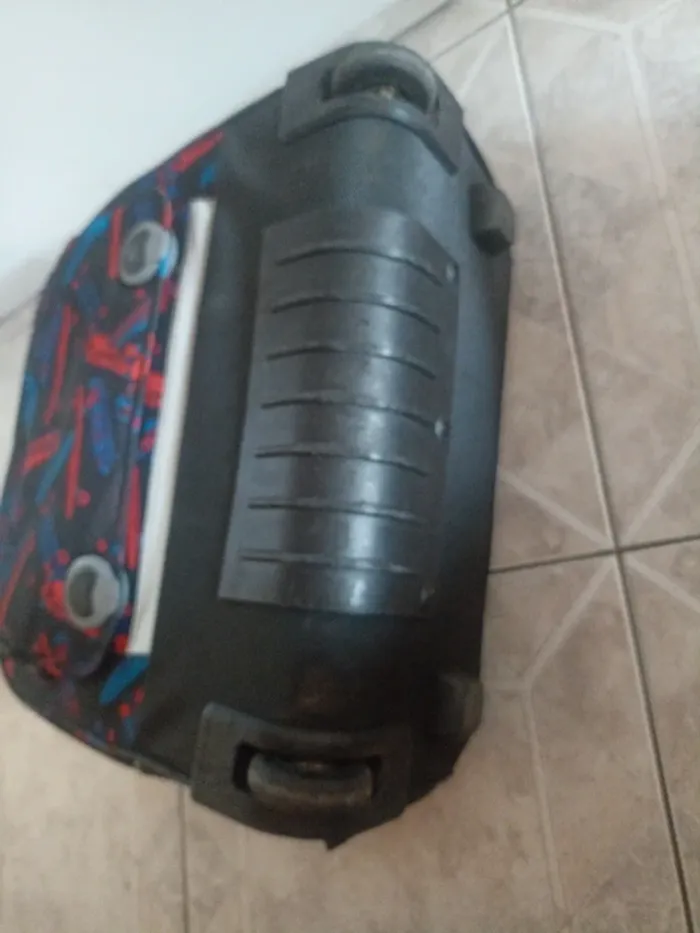 Cartable à roulettes+ sac à dîner - photo numéro 3