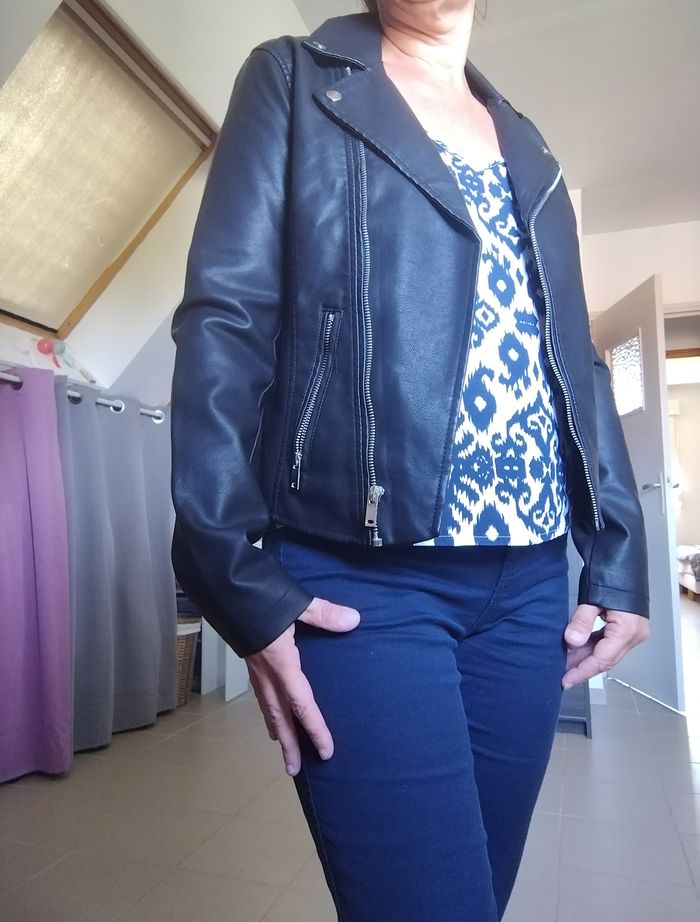Veste neuve - photo numéro 2