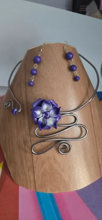 Parure Fimo violet neuf