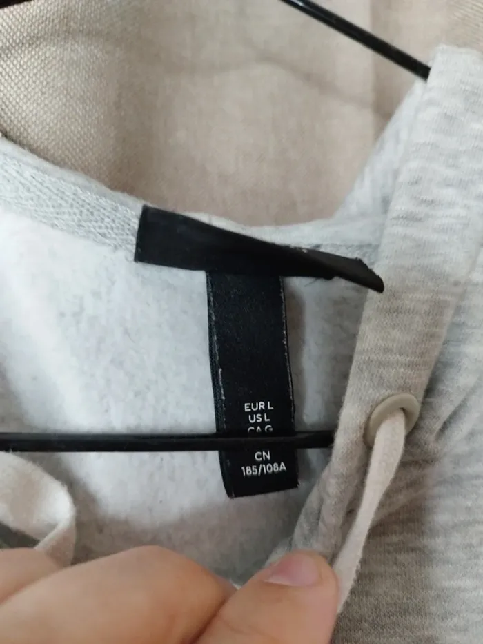 Sweat zippé à capuche - photo numéro 2