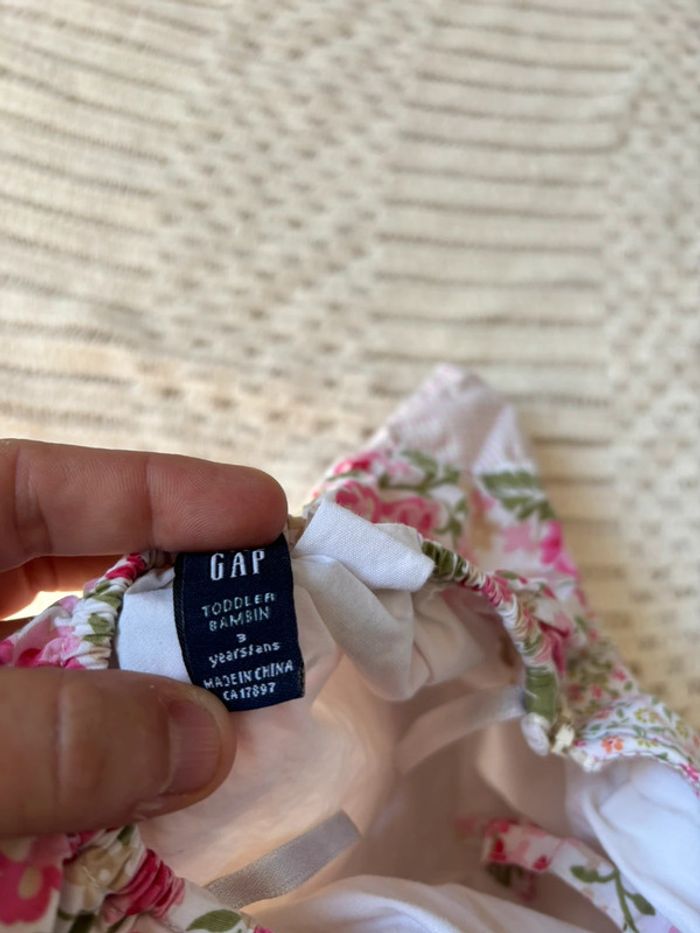 Haut  fille  sans manche 3 ans gap - photo numéro 4