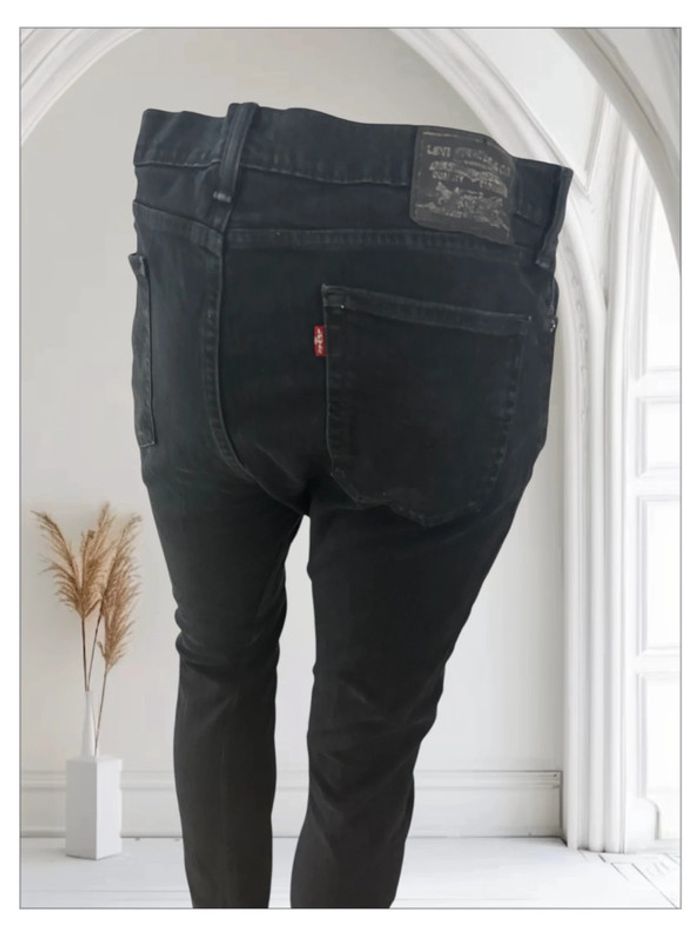 Jean Levi’s Slim Noir – Taille 34/32 - photo numéro 9