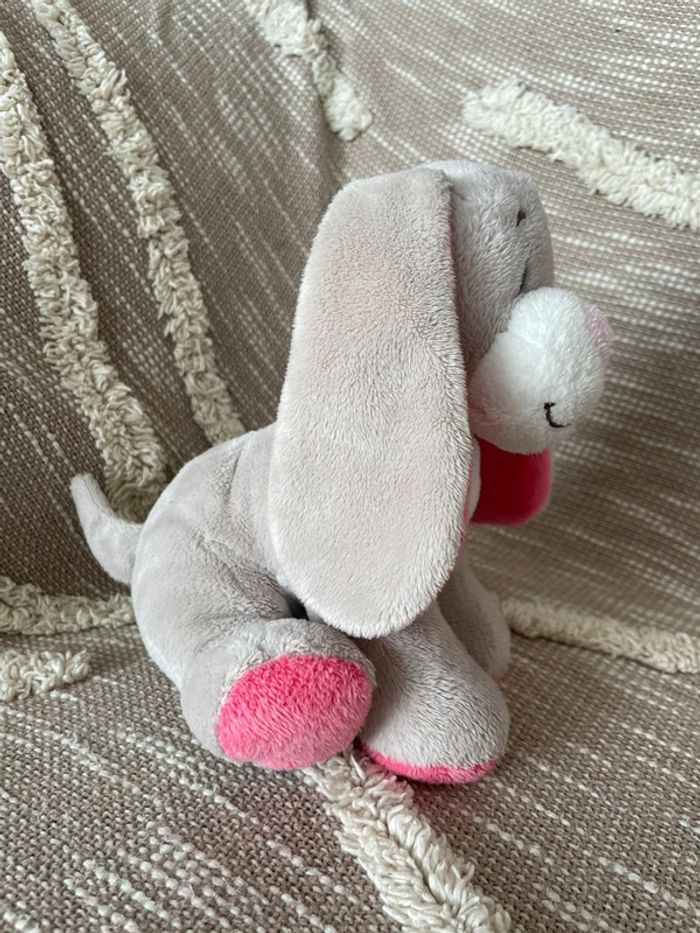 Peluche Doudou 18cm Arthur et Lola chien gris blanc et rose fleur très bon état - photo numéro 2