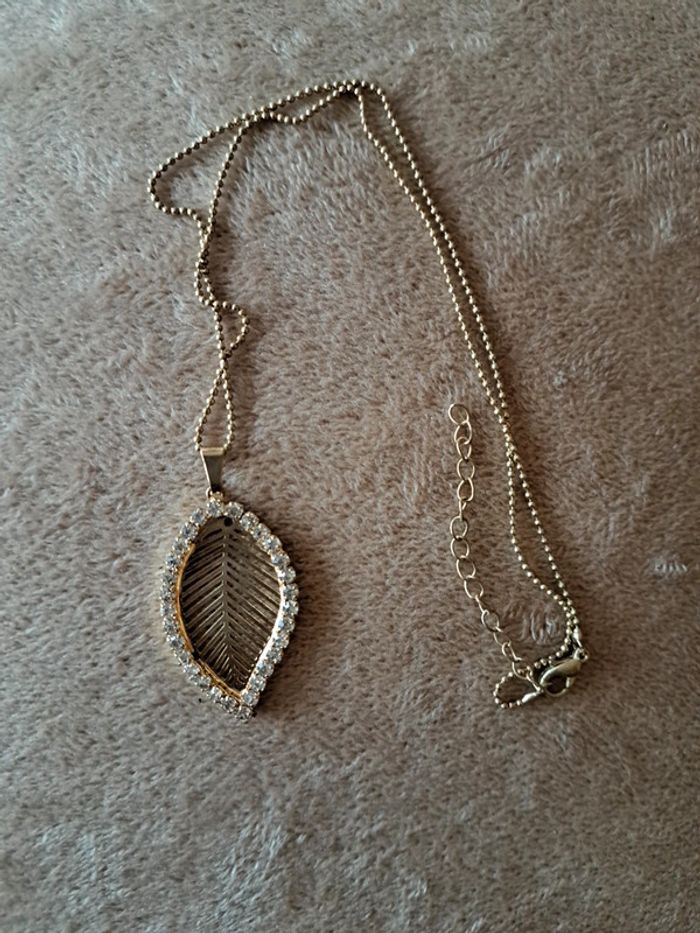 Collier femme feuille