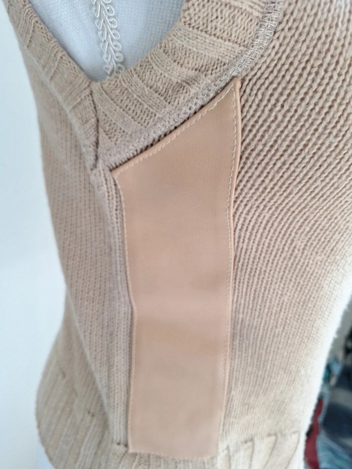 Pull sans manche beige simili cuir t38 #F38M-079 - photo numéro 4