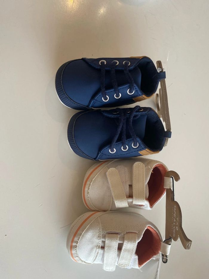 Lot chaussures bébé