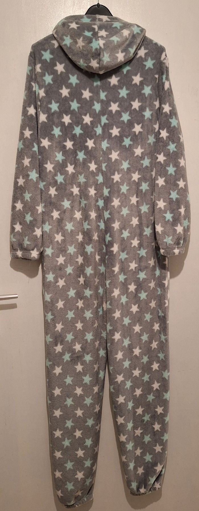 Combinaison polaire zippée imprimée d'étoiles avec une capuche - photo numéro 5